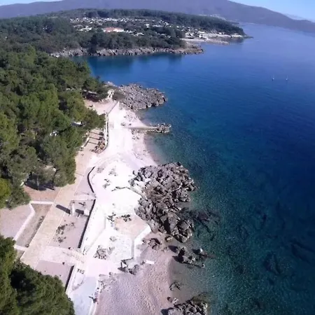 Charming Studio 2 People, 300 M From The Sea, Quiet Area * Krk Town